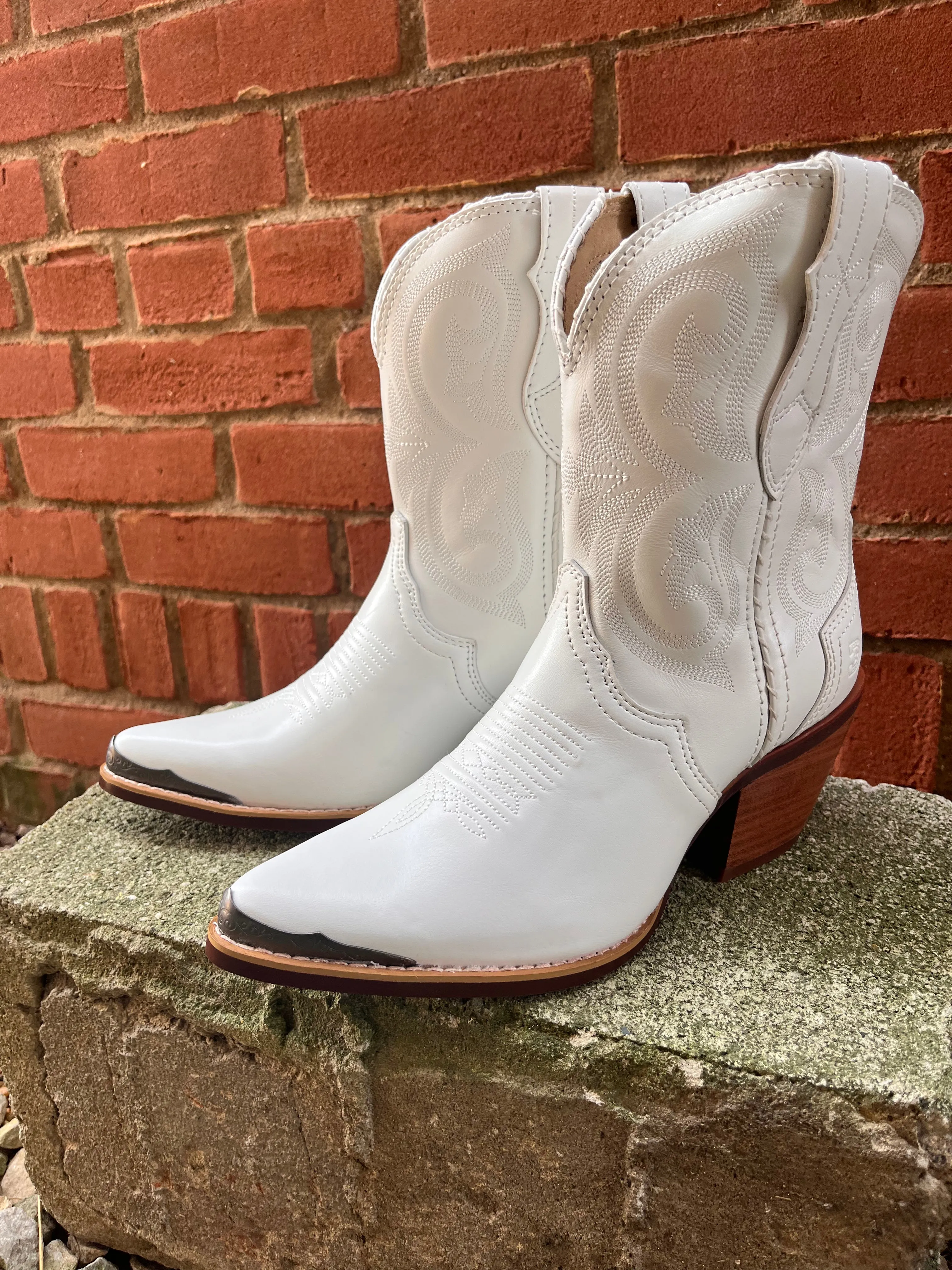 Durango Women's Crush White Cowgirl Boots DRD0465