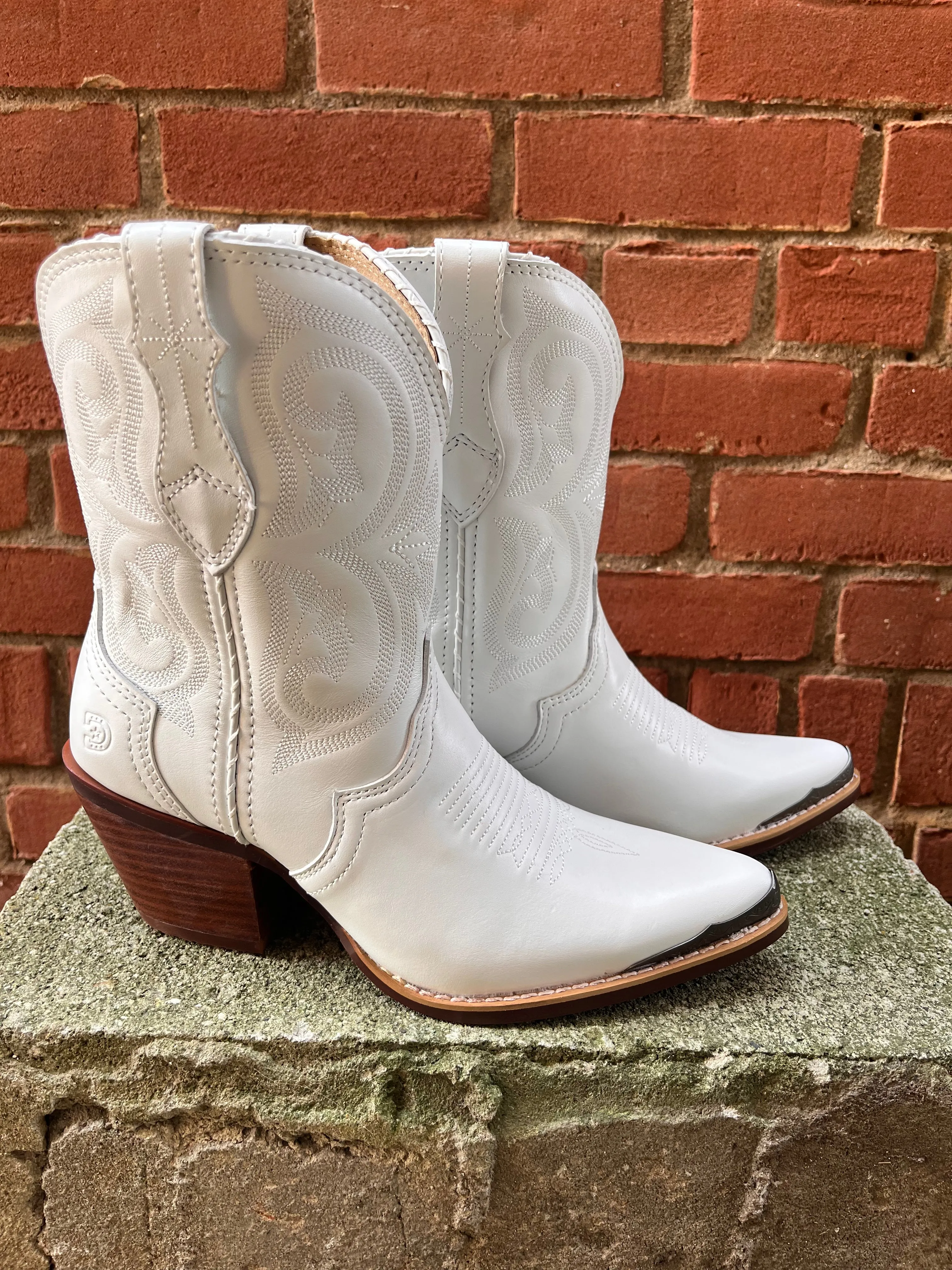 Durango Women's Crush White Cowgirl Boots DRD0465