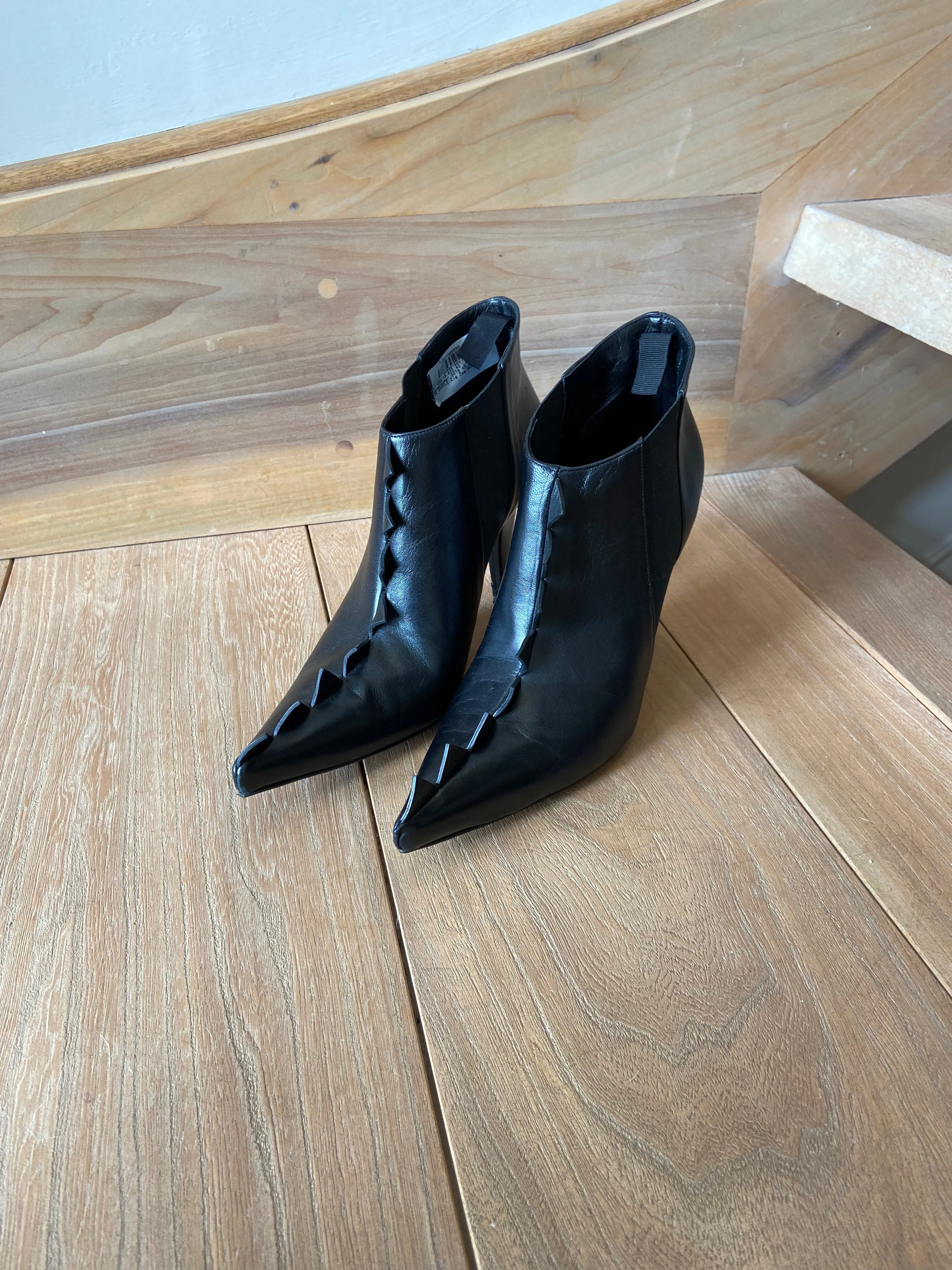 HELEN MIRREN PRE-OWNED LOEWE ANKLE BOOTS RRP £695 Sold Out