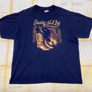 Vintage Country til I Die Tee Size: XL