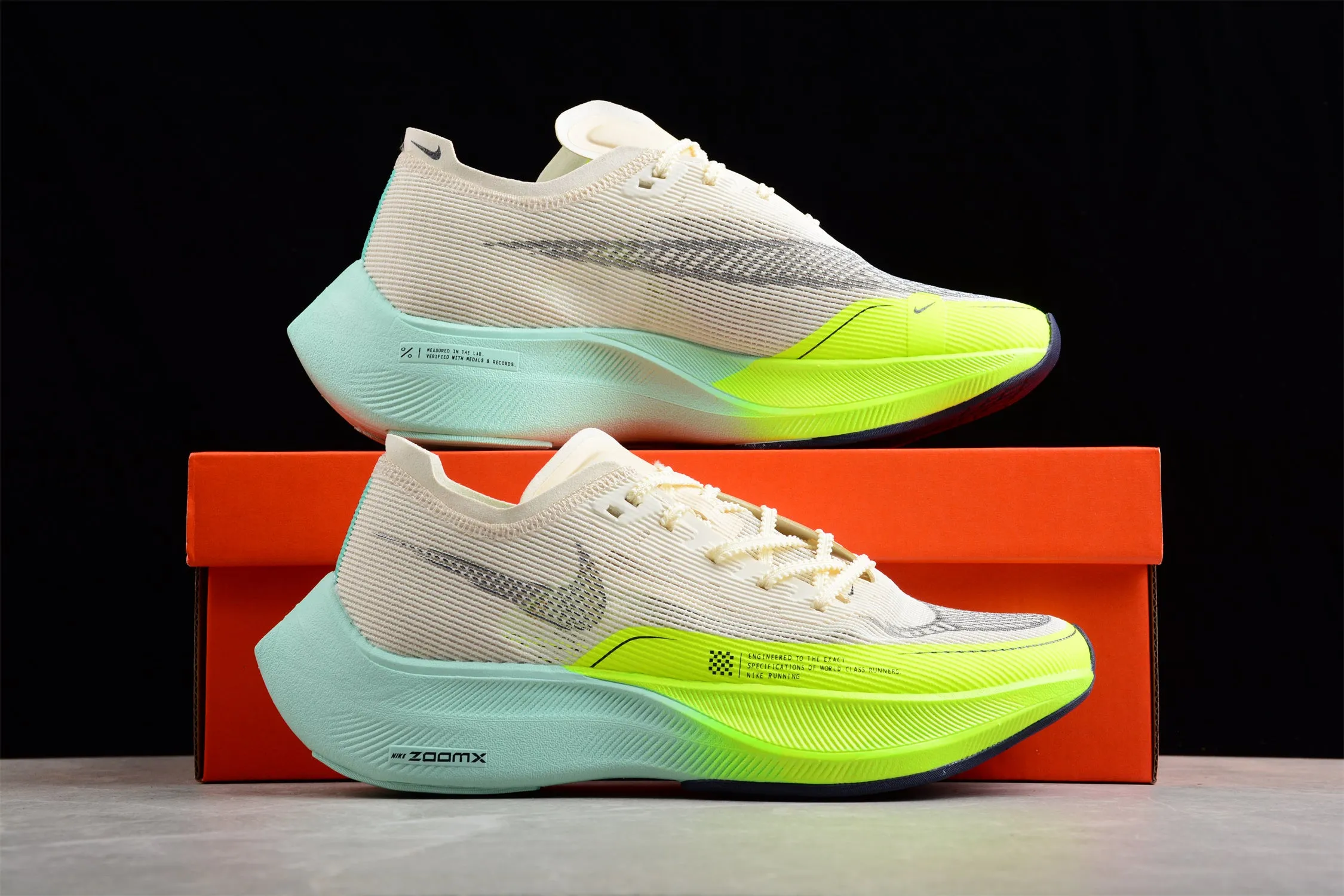 ZoomX Vaporfly NEXT% 2 Cream，Neon Green and Teal